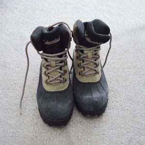 Columbia hiking boots